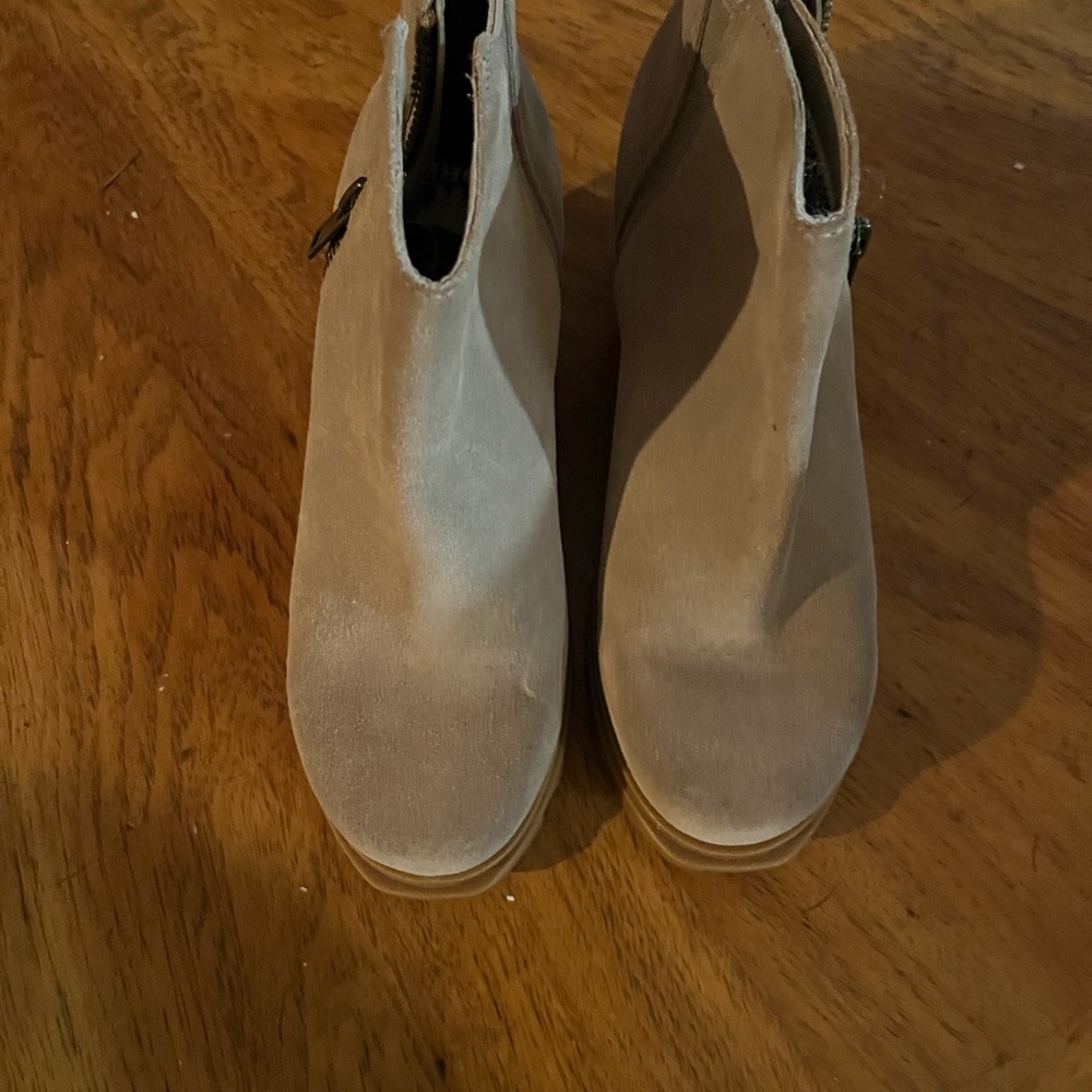 Women's Tan Ankle Boots